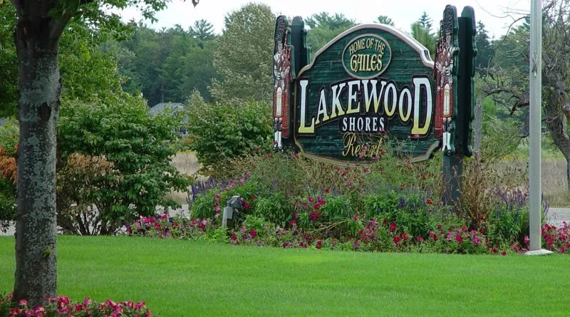 Lakewood Shores Resort logo