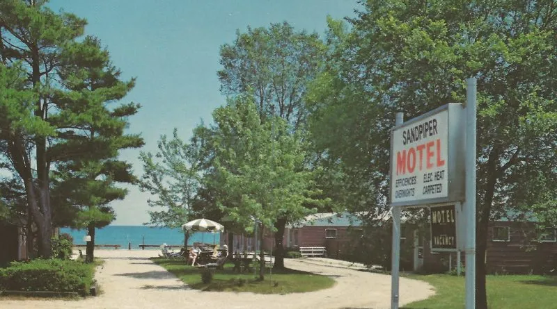 Sandpiper Motel & Cottages LLC