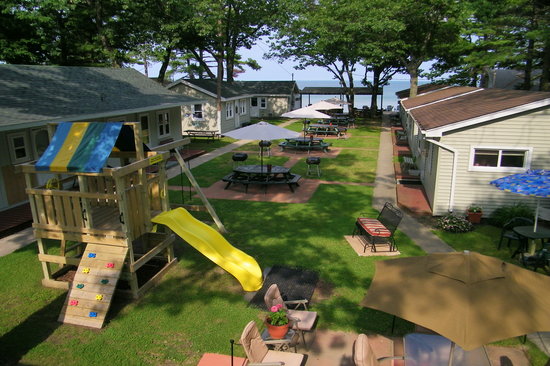 Whispering Winds Resort Llc - Photo 2